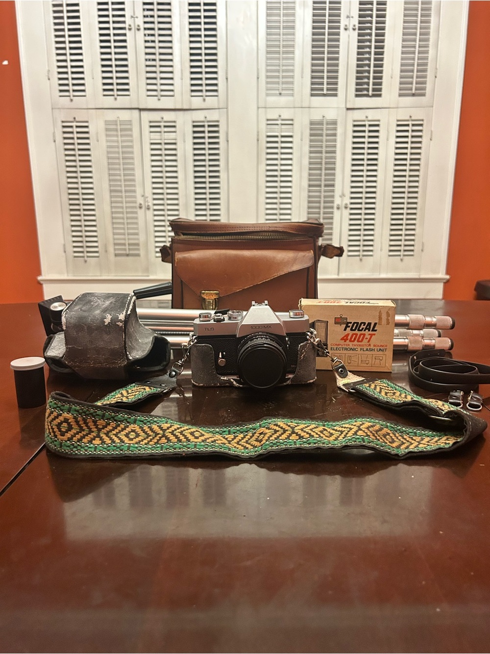 Vintage Sears TLS 1000 MX 35mm SLR Film Camera w/ 55mm Lens, Case, Flash, Tripod